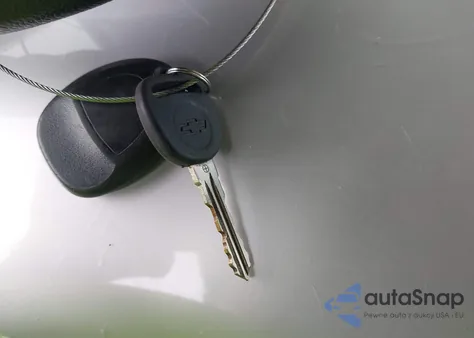 2008 Chevrolet Silverado K1500 z USA, uszkodzony, nr VIN 1GCEK19088Z251932